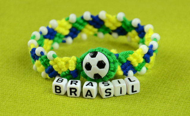 DIY Brazilian Football Bracelet